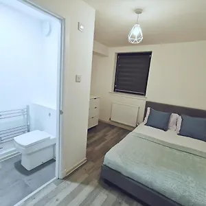 Lolo 1 Apartment